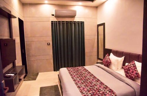 Achrol Villa | Ecotown Resort 3BHK Private Pool Villa
