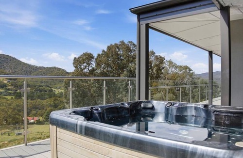 Eildon House | Eildon Valley Views - in the heart of the scenic Eildon Valley