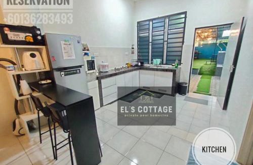 Pekan House | El's Cottage Private Pool Homestay