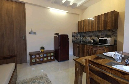 Nerul Apartment | Elegant 1BHK Suite in EkJap Paradise Palms – Modern, Cozy Living