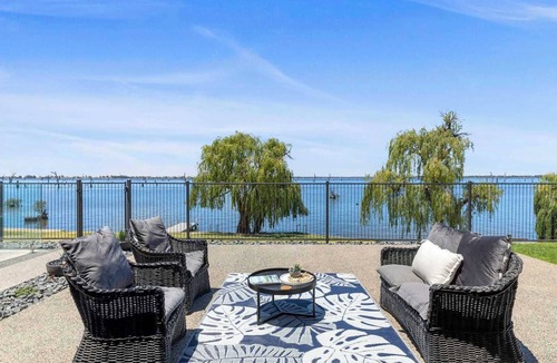 Yarrawonga House | Elements on Waters Edge - Spring Offer