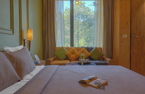 Kuthar Resort | ELIVAAS 1BHK Pine View Resort