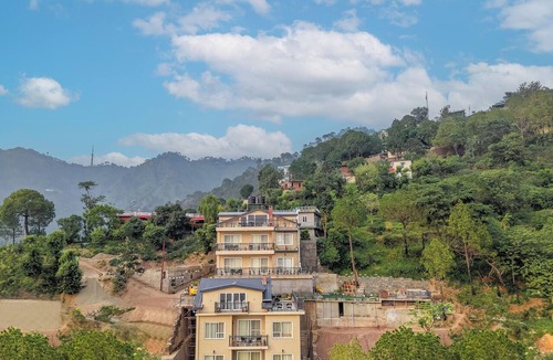 Kasauli Villa | Elivaas Konifer Greyvine Hillside 9 BHK