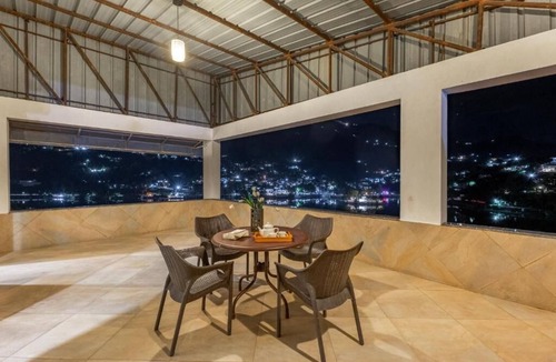 Bhimtal Villa | ELIVAAS Lakeview Manor 3-BHK Luxurious