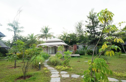 Gauribidanur Villa | ELIVAAS prive Tapovana Aroha Petfriendly