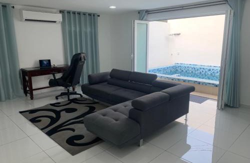 Taman Kota Masai House | Ell Homestay with Private pool Pasir gudang