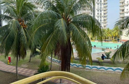 Baharu Apartment | EmAs 10 Pax, BayView Villas, Port Dickson