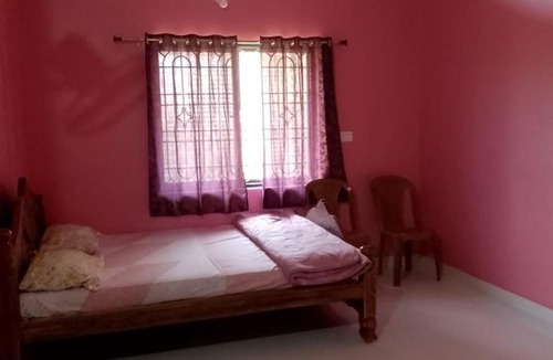 Honavar House | Emmanuel Home Stay Ac and Non Ac
