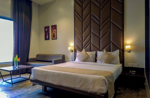 Ahmednagar Hotel | Enrise By Sayaji Ahilyanagar