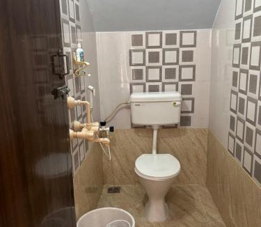 Tiruvannamalai House | Entire 2BHK and a garden parking