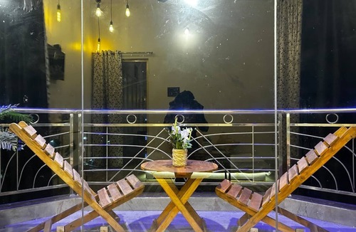 Jamshedpur Apartment | Entire 3rd Floor With Glass Room of 180° Mountain View & Private Terrace