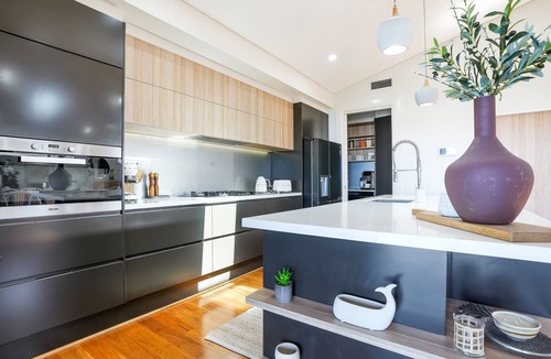 Shell Cove House | Entire Ocean View Shell Cove Mansion - Sleeps 16 guests 5 minute from the beach!