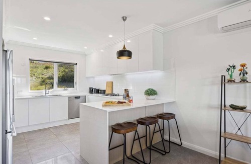 Jindabyne Resort | Eric's Lake View Retreat