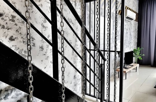 Ara Damansara Apartment | Escapade Prison Hotel