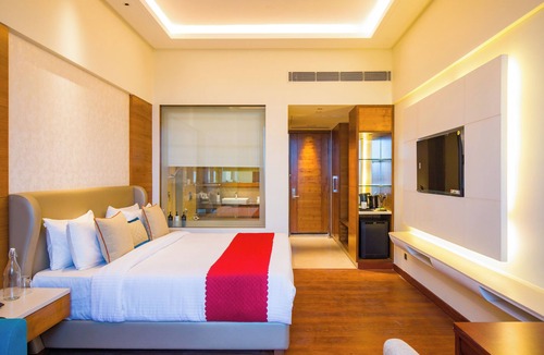 Gurugram Hotel | Eternal Oasis by Alaya Stays
