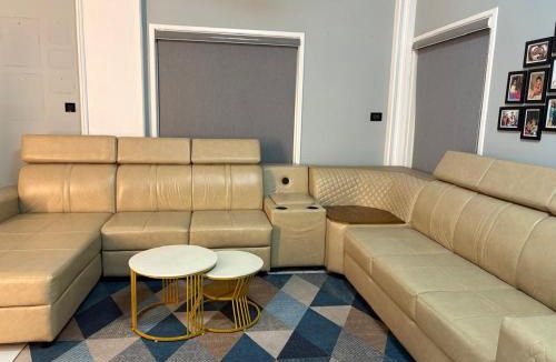 Alwaye Apartment | Evania Pool Suites
