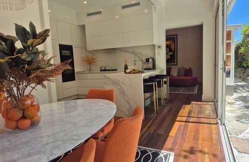 Rose Bay House | Exclusive Rose Bay Bungalow with Designer Interiors & Harbour Proximity