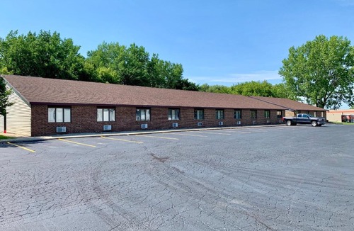 Cass City Hotel | Executive Inn