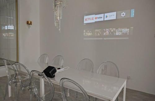 Kepala Batas House | Executive White Houze