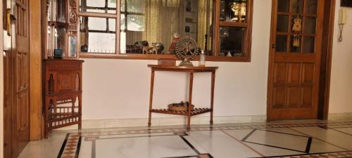 DLF Phase 3 Bed & Breakfast | Experience Indian Hospitality - DLF Ph 3 Cyber Hub