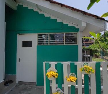 Tanjung Tokong House | FA House by the Beach