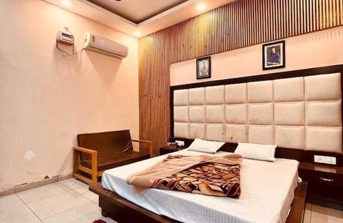 Zirakpur Hotel | Fab Krishna hotal