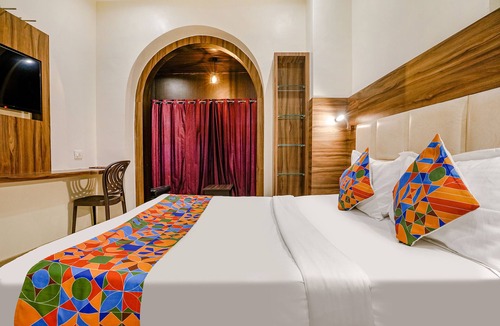 Wellington Pier Hotel | Fabexpress Abad Inn
