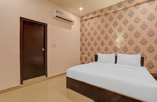 Lucknow Hotel | FabExpress Aditya Grand