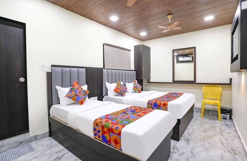 Cuffe Parade Hotel | Fabexpress Gulshan Grand