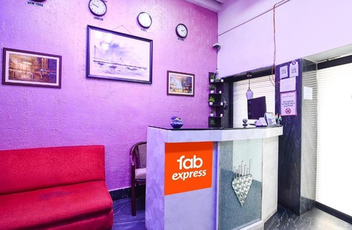 Park Street Hotel | FabExpress New Diamond
