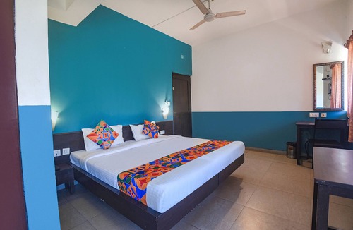 Fontainhas Hotel | FabExpress Paradise Inn Panaji