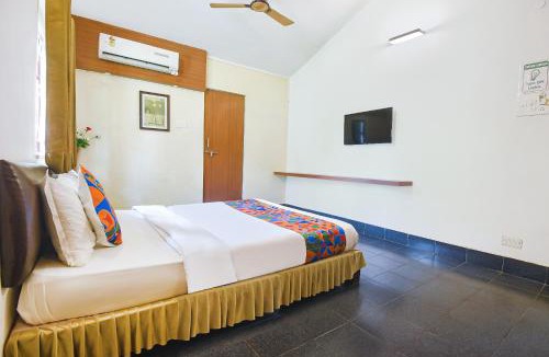 Baga Hotel | FabExpress Royal Baga Residency - 500m From Baga Beach