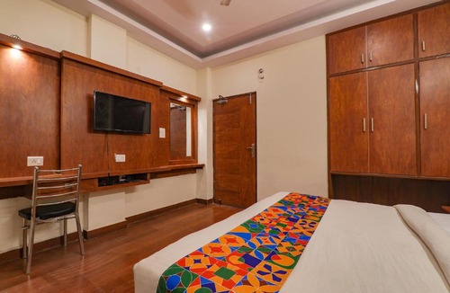 Kanpur Hotel | FabExpress SS