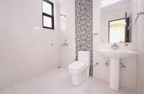 Bullawala Hotel | Fabhotel 9 Palm