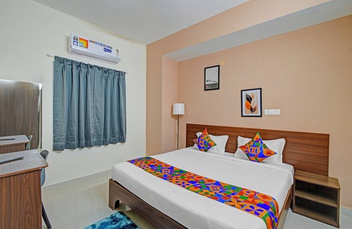Madhapur Hotel | Fabhotel Aashray