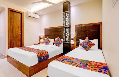 Chembur East Hotel | FabHotel Abrol Suites