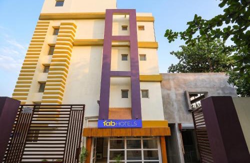 Patia Hotel | FabHotel Aditya Guest House 4