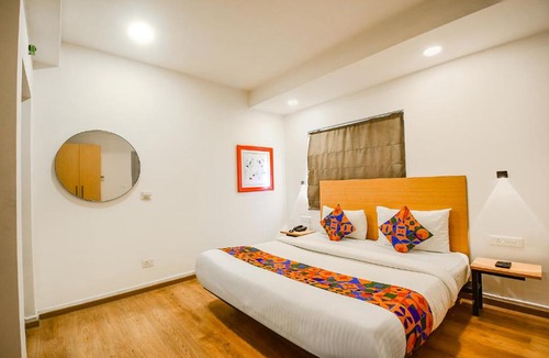 Kolkata Hotel | FabHotel Airport Green Arcade - Nr Kolkata Airport