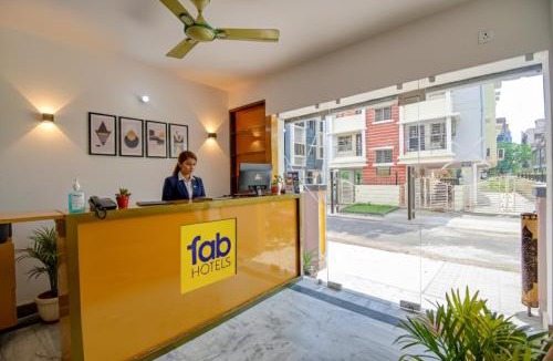 New Town Hotel | FabHotel Amar Raj Villa