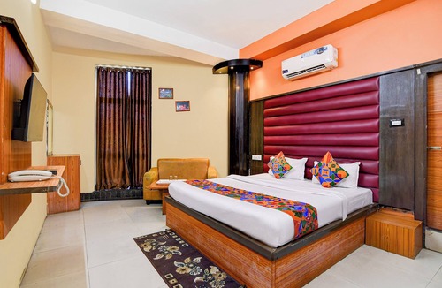 Rajarhat Hotel | Fabhotel Aqua Villa