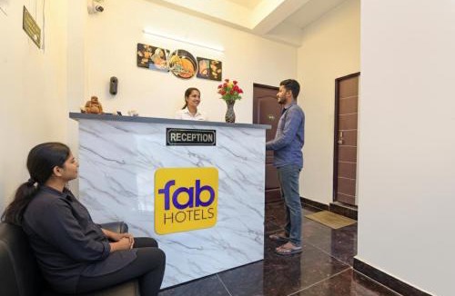 Sitapura Hotel | FabHotel Avondale - Sitapura