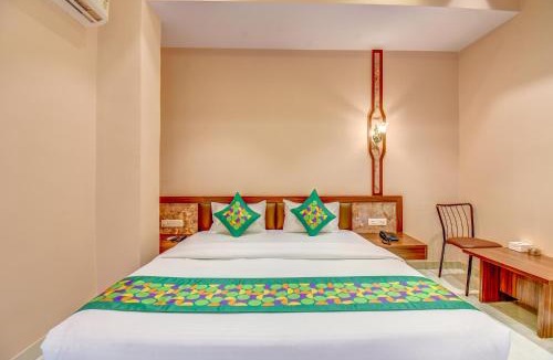 Rajgurunagar Hotel | FabHotel Ayodhya