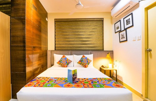 Kolkata Hotel | FabHotel Azure Sky
