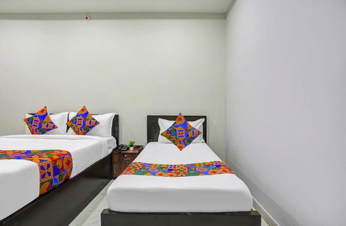Bengaluru Hotel | FabHotel Bluemoon Residency - Near Whitefield Main Road