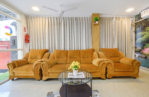 Gachibowli Hotel | Fabhotel Casa Grand Inn