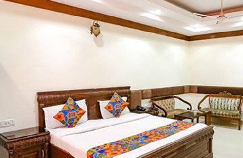 Patel Nagar Hotel | Fabhotel Clark Height