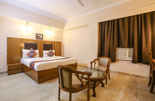 Sushant Lok Hotel | FabHotel Comfort Residency II