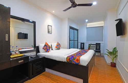 Taltala Hotel | Fabhotel Demattrie Budget