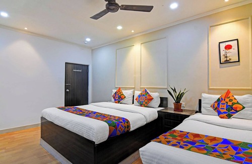 Taltala Hotel | Fabhotel Demattrie Budget