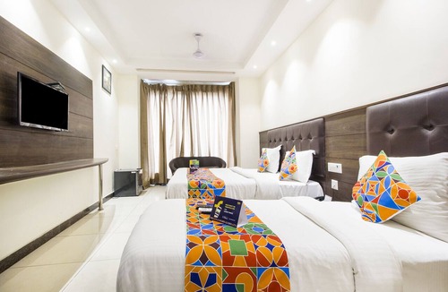 New Town Hotel | FabHotel Eleanora Inn
